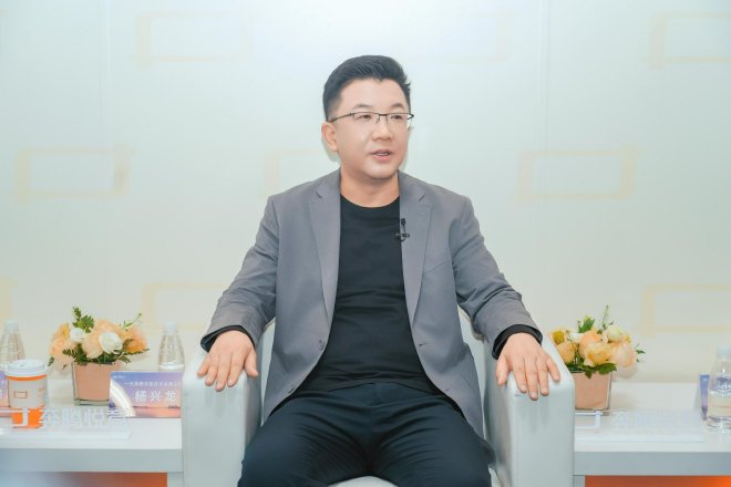 传递信心和专业性 加速新能源形态转变 一汽奔腾悦意科技日专访