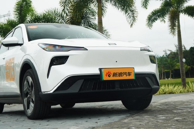 集硬核技术于一身 悦意03你的松弛出行新搭子