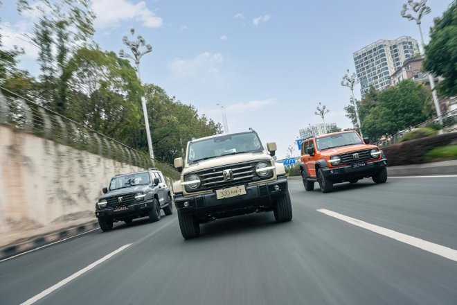 2025款坦克300深度试驾：硬派越野的全面进化