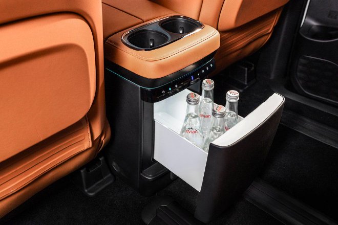 智驾奢享旗舰MPV 传祺向往M8乾崑版发布