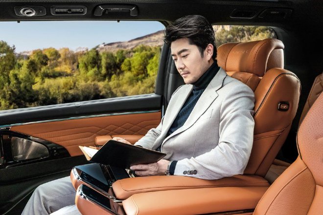 智驾奢享旗舰MPV 传祺向往M8乾崑版发布