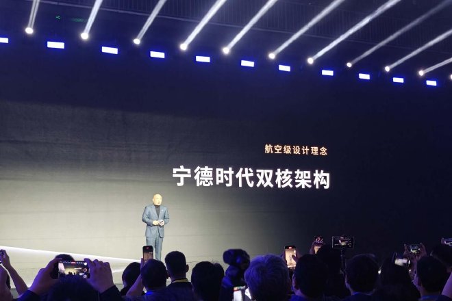 2025上海车展：骁遥双核电池打头阵 宁德时代发布多项核心技术