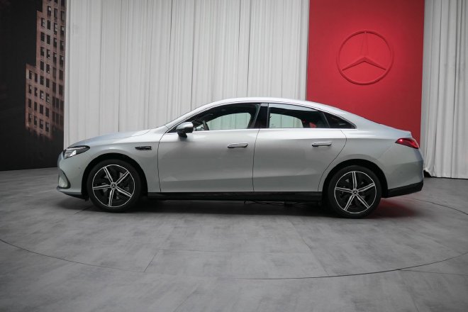 2025上海车展：全新纯电长轴距CLA静态解析