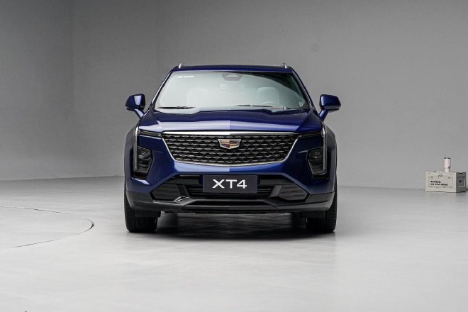 车机系统全面升级 实拍2025款凯迪拉克XT4