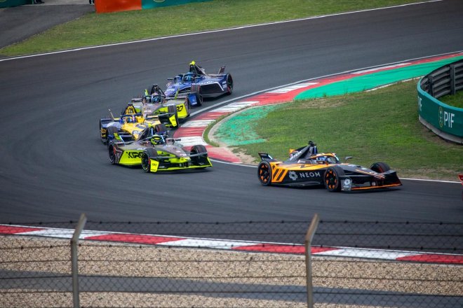 2025 Formula E上海站燃擎收官，韩泰iON轮胎助力刷新圈速