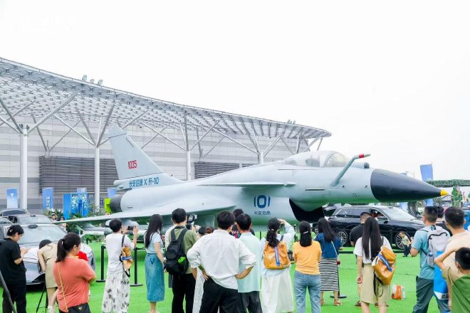 2025重庆车展：长安汽车三大计划进阶 擘画全球蓝图