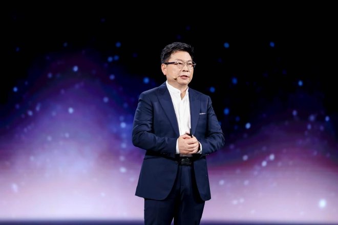 享界新车标发布 与用户共塑豪华新范式