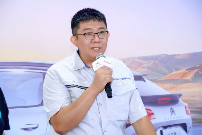 凡尔赛C5 X获2025中汽夏测健康与操控双安全验证证书