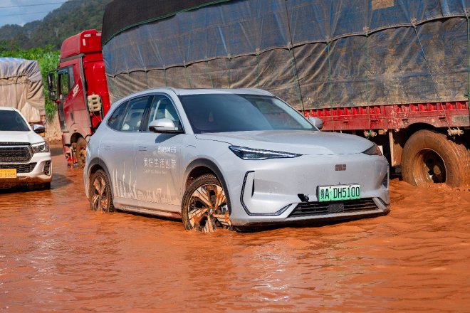 续航升级 2026款吉利银河E5售价10.98-14.58万元