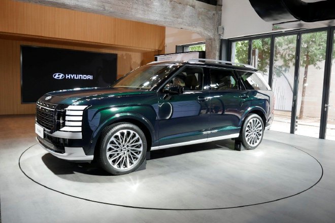 混动系统很有亮点 新一代帕里斯帝中国首秀