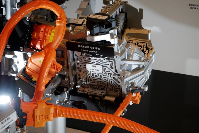 混动系统很有亮点 新一代帕里斯帝中国首秀