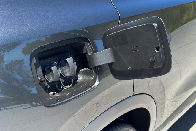 面面俱到的多面手 东风风神L8试驾体验