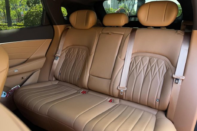 面面俱到的多面手 东风风神L8试驾体验