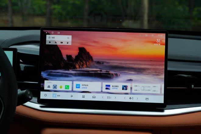 试驾全新一代博越 当10万级SUV学会“读懂家庭”