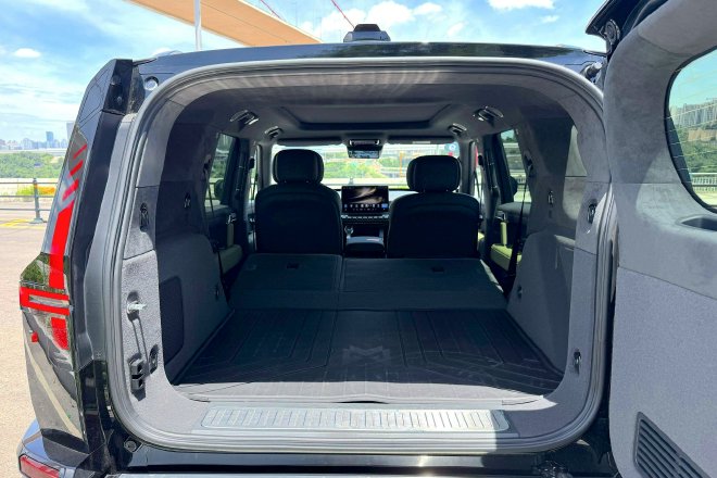 售价31.99万元起 猛士M817正式上市