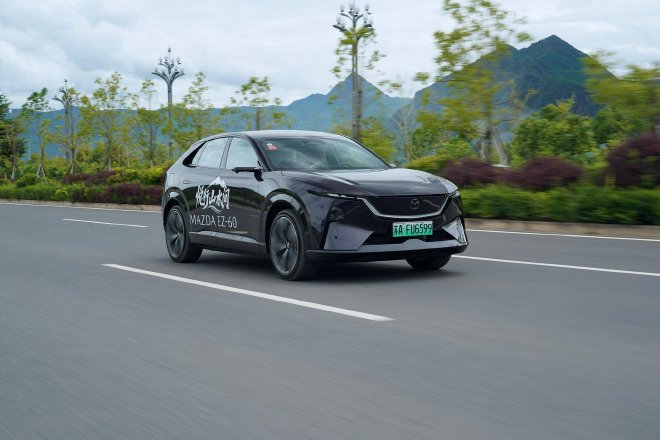 长安马自达EZ-60： 解锁新能源“人马一体”的驾控体验