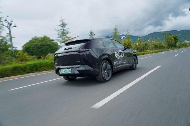 长安马自达EZ-60： 解锁新能源“人马一体”的驾控体验