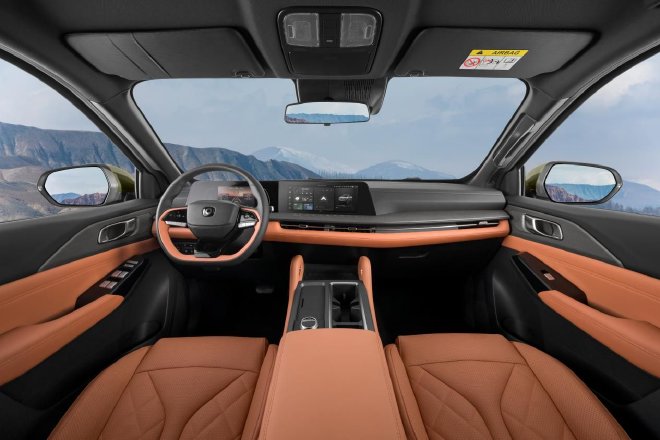 2025成都车展：长安猎手K50全系上市12.79万元起