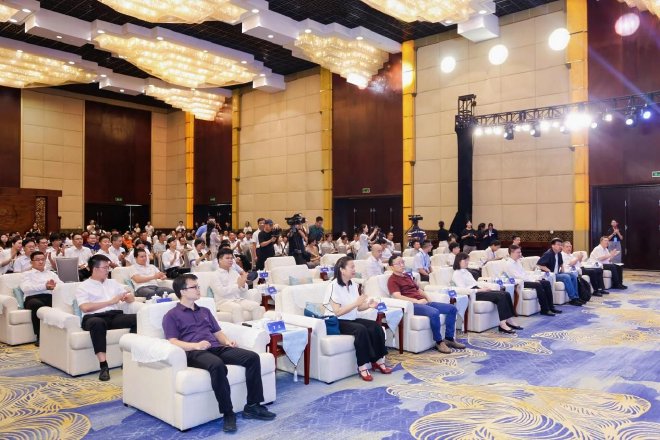 “人工智能+汽车”创新大赛路演及颁奖典礼圆满举行