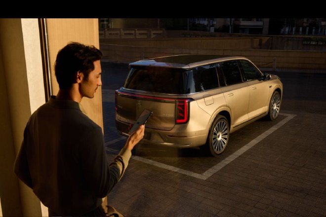 首搭华为乾崑智驾ADS 4  传祺向往S9上市22.99万起