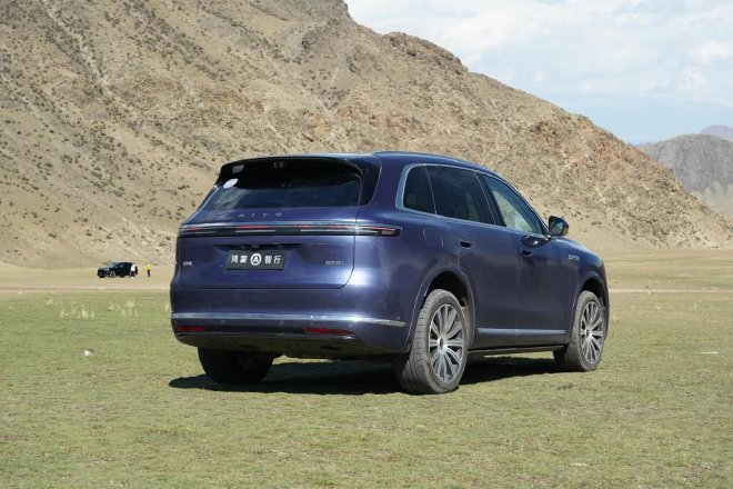 全面进化 重塑标杆 试驾全新问界M7