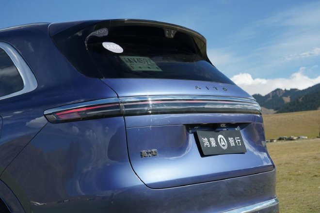 全面进化 重塑标杆 试驾全新问界M7