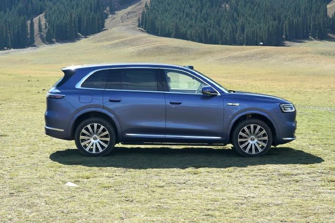 全面进化 重塑标杆 试驾全新问界M7