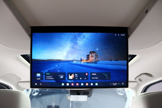 朋克？坦克？当越野车碰上潮流 实拍全新坦克400Hi4-Z