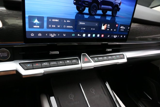 朋克？坦克？当越野车碰上潮流 实拍全新坦克400Hi4-Z