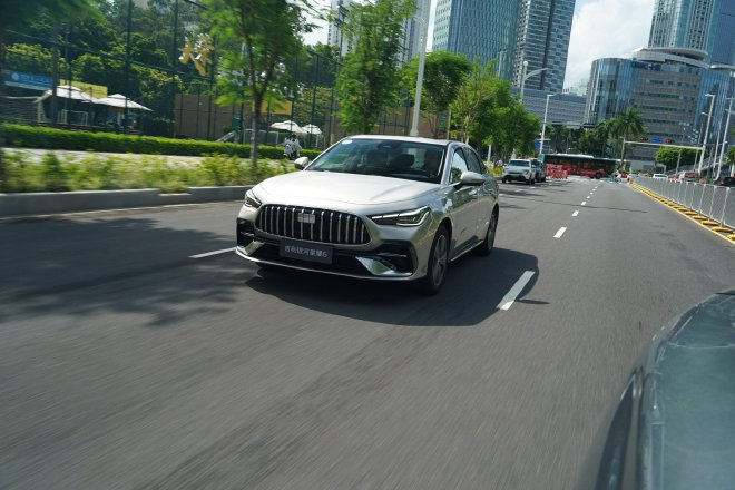 打造全能家轿标杆 银河星耀6试驾体验