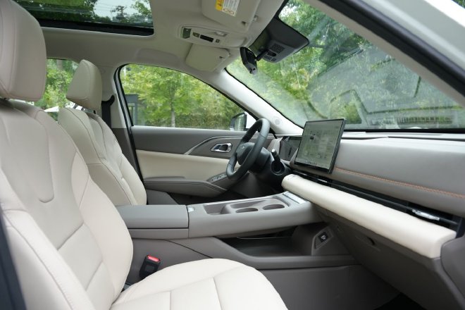 经典序列的越级新生 静态体验哈弗H6L