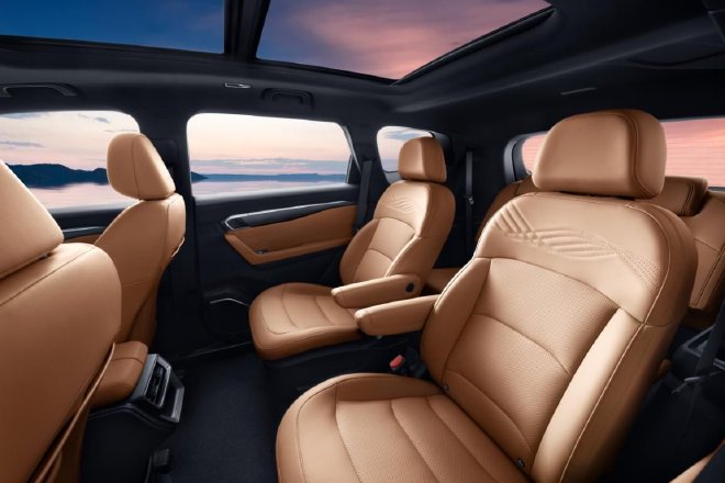 第三代豪越L内外饰曝光 专为大家庭打造