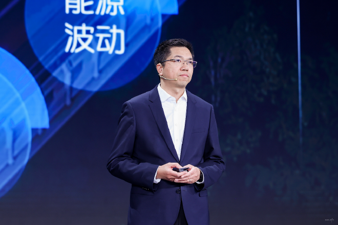 福田汽车发布新能源智能化战略规划及多款商用车新品