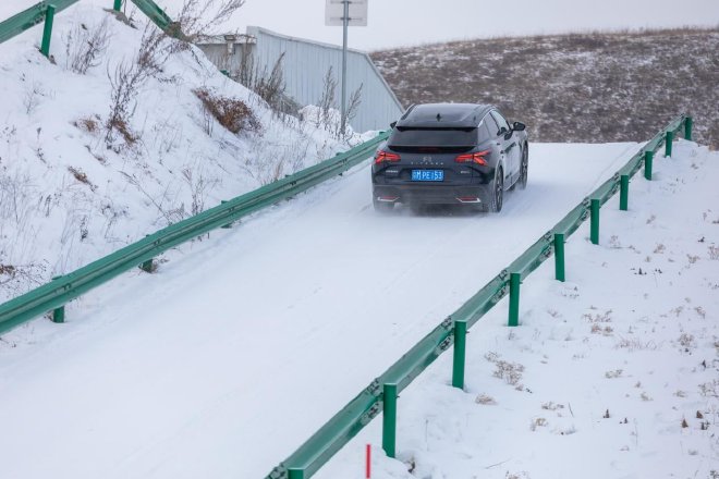 国家队亲自“监考”！四大冰雪科目全优，凡尔赛C5 X和508L这波操作稳了