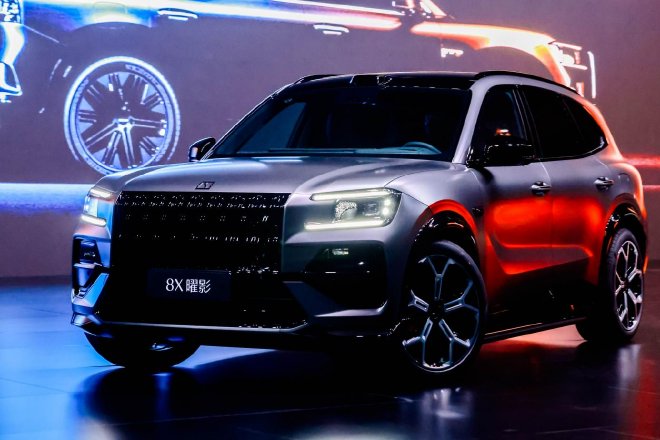 极氪8X开启预售 售价区间37.68万元至51.68万元