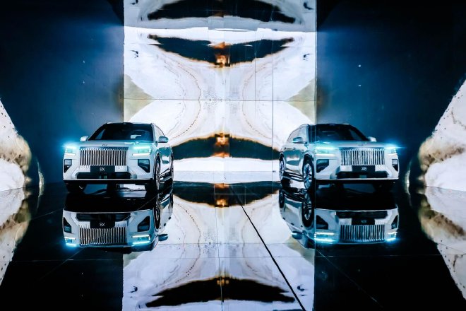 极氪8X开启预售 售价区间37.68万元至51.68万元