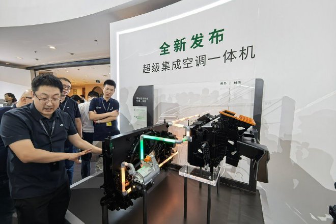 2026零跑技术日：LEAP 5.0架构及三大核心技术发布