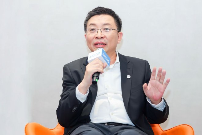 2025上海车展：上汽集团商用车高管专访