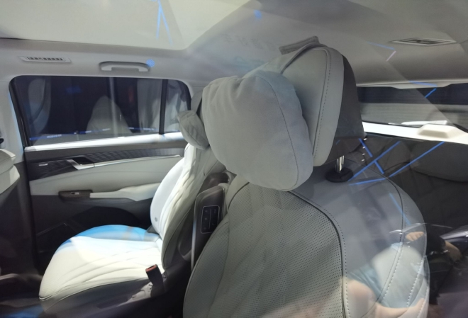 2022成都车展 荣威RX9正式亮相