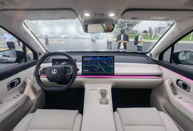 售15.58至18.58万元 零跑C16正式上市