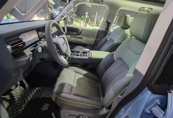 2024成都车展探馆：全新BJ40魔核电驱版