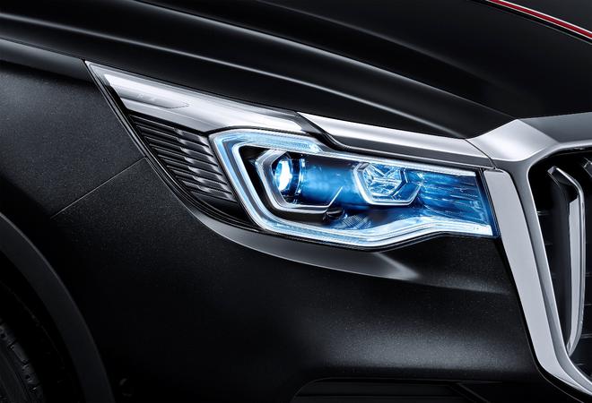 致敬时代英雄，红旗HS7再启新程