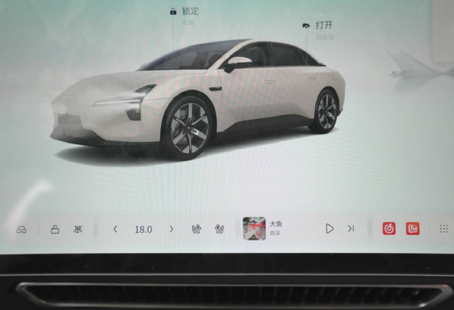 给年轻人的惊喜：小鹏MONA M03内饰体验