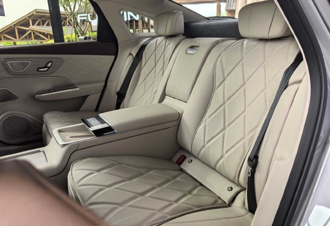 超级置换抢购价17.19万元起 风云A9L光辉（四驱）全球上市