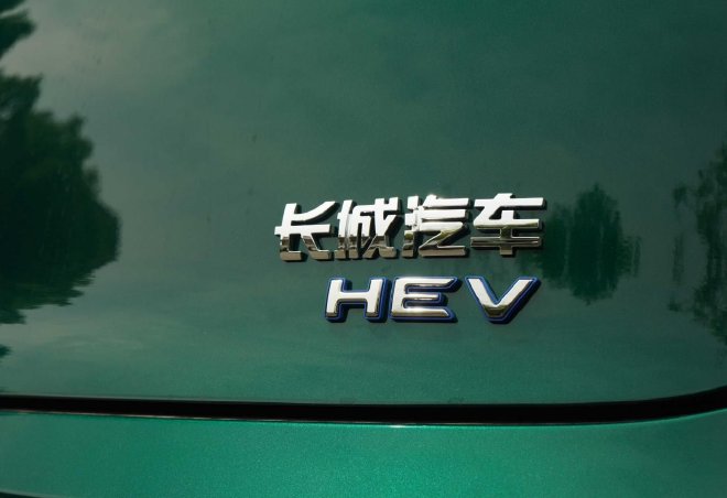 有劲好开还省油 长城欧拉5混动开着像台高级电车