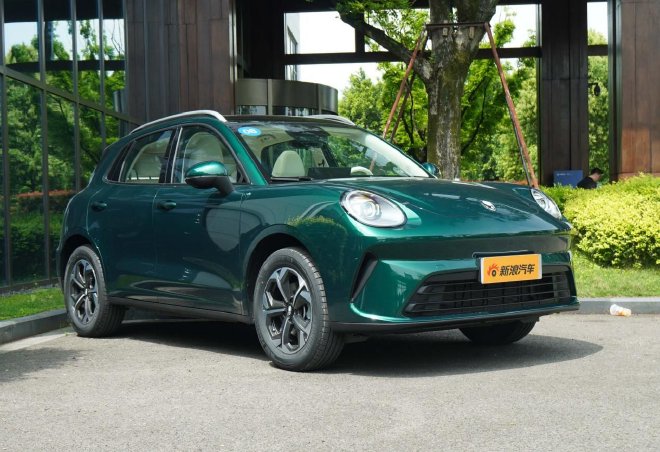 有劲好开还省油 长城欧拉5混动开着像台高级电车