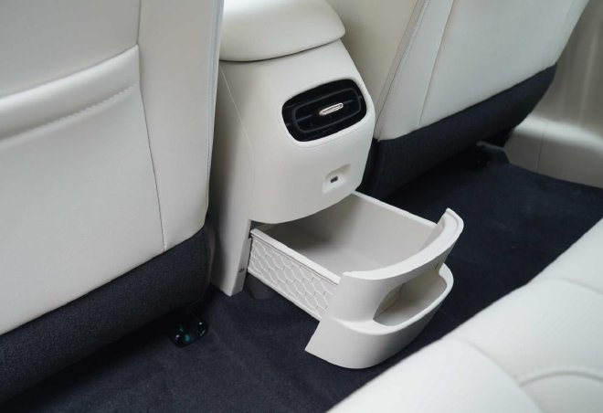 有劲好开还省油 长城欧拉5混动开着像台高级电车