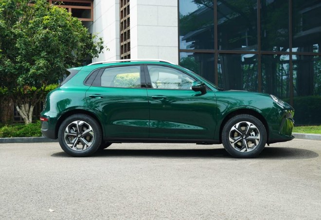 有劲好开还省油 长城欧拉5混动开着像台高级电车