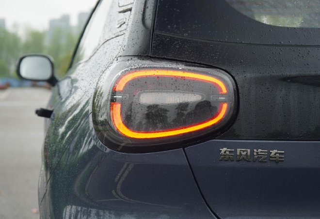 和年轻人玩到一起 东风奕派纳米01Cross试驾