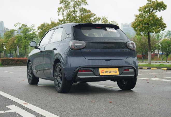 和年轻人玩到一起 东风奕派纳米01Cross试驾